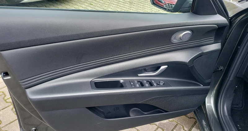 Hyundai Elantra cena 84900 przebieg: 26431, rok produkcji 2021 z Nisko małe 211